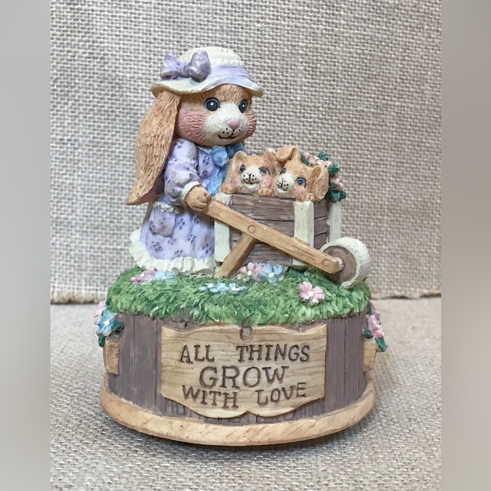 San Francisco Music Box Mama Bunny Babies Easter Spring Cottage Core AS IS READ
